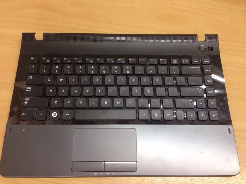 Samsung NP300E4A Keyboard